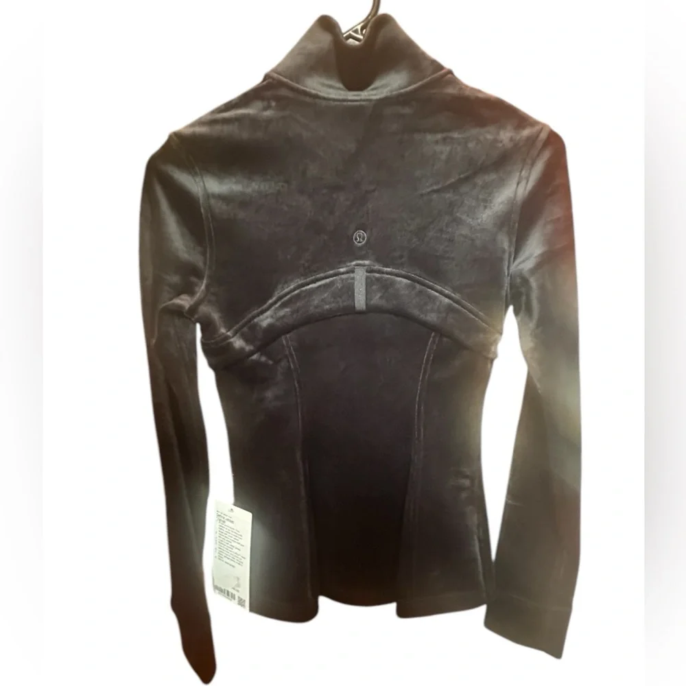 Lululemon Women’s Define Velvet Jacket Brand New w/o Tag - Picture 3 of 14